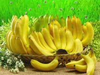 Взагалі, чи можна їсти банани на ніч запитують ті, хто здогадується, що не можна, і хоче переконатися