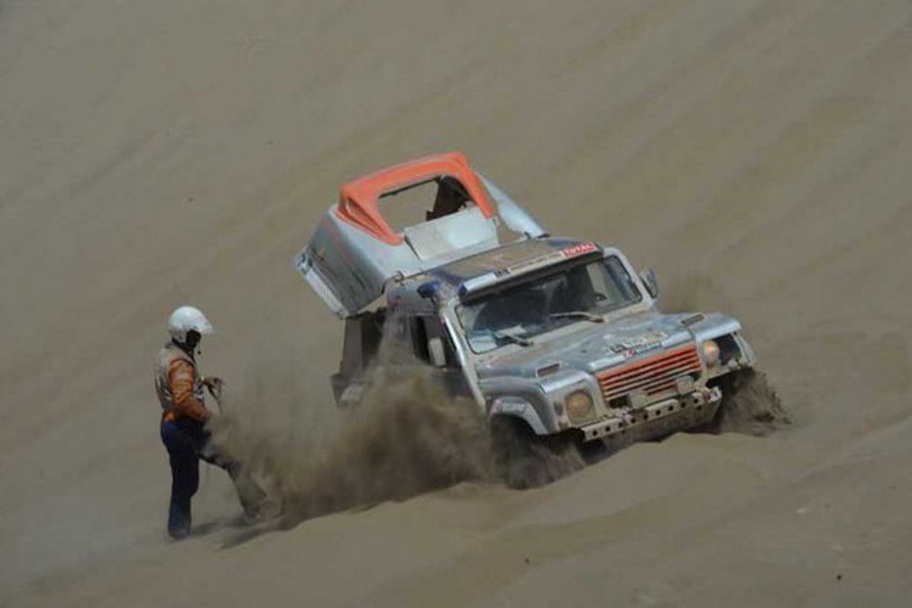 13-й етап Дакара-2012 практично повністю проходив в пісках Перу, включно з цими дюни, які стали великим «каменем спотикання» для багатьох учасників, в тому числі, практично вирішивши результат двох самих напружених дуелей цієї гонки