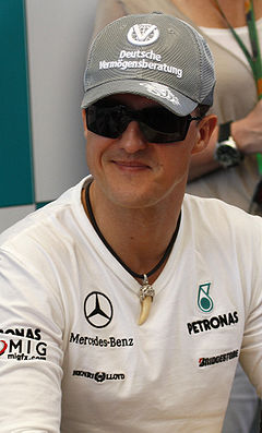 Міхаель Шумахер - чемпіон світу в гонках класу Формула-1 - 1994, 1995, 2000, 2001, 2002, 2003, 2004 років за версією FIA