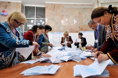 3 квітня 2011, 20:44 Переглядів:   У Казахстані завершилося голосування на виборах президента, фото AFP