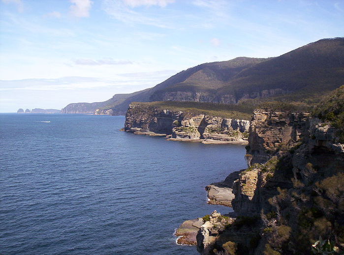 Coastal cliffs of the Tasman Peninsula, Tasmania, Australia