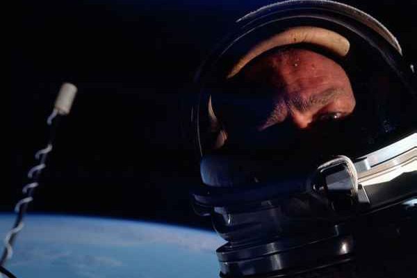 Оді   н з найбільш незвичайних селф-знімків належить астронавта Базз Олдрін