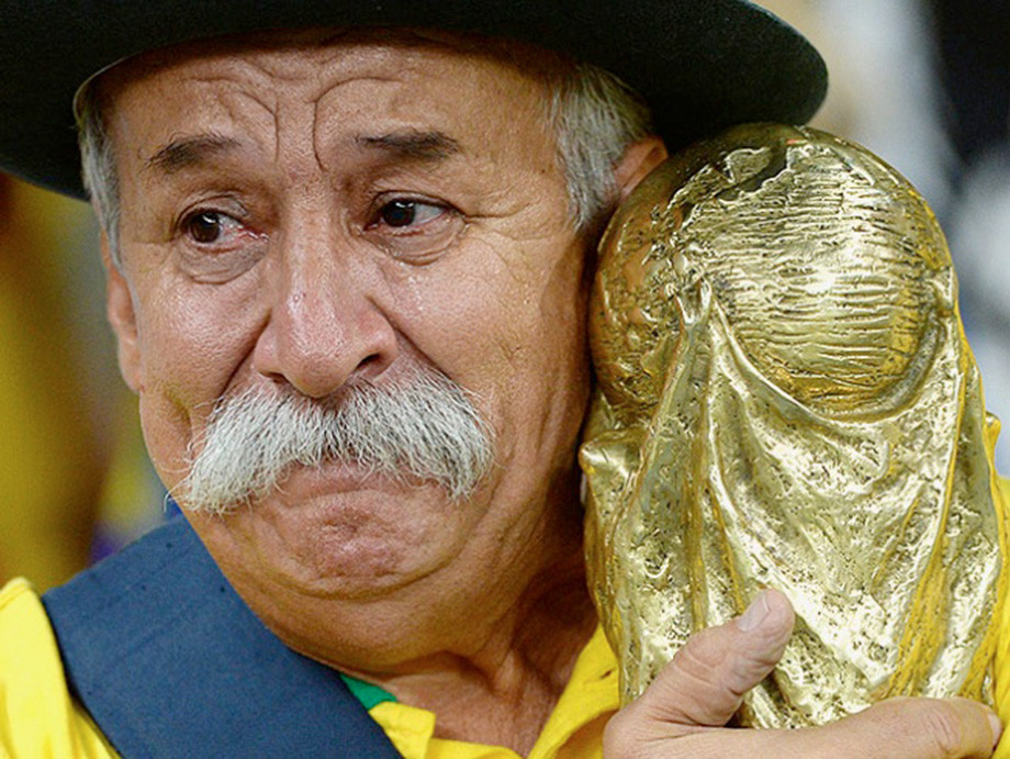 Для бразильців фінал чемпіонату світу Аргентина - Німеччина став величезним ударом: за головний трофей міг боротися хто завгодно, але тільки не їх закляті вороги