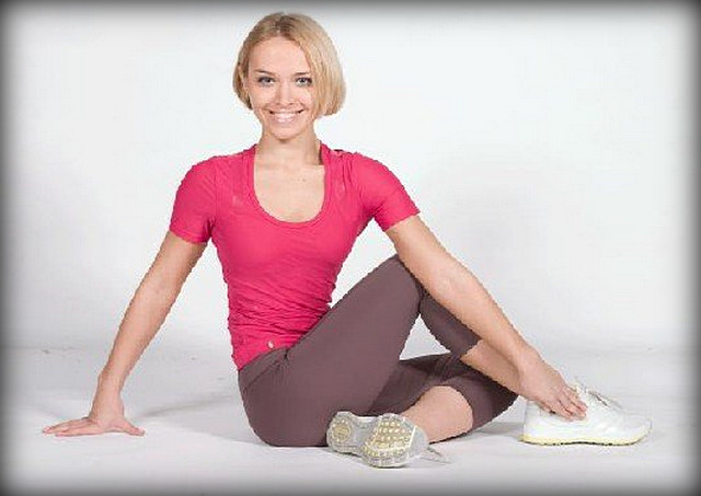 У суглобової гімнастики велика увага приділяється колін і вправ для хребта