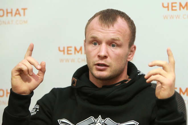 На сьогодні це тільки припущення, які стануть більш визначеними, як тільки ми дізнаємося ім'я наступного суперника Олексія, а поки ми побажаємо росіянину удачі і часу на хорошу підготовку